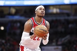 31岁场均7+6！欧洲媒体：霍姆斯已与两只欧洲球队联系在一起