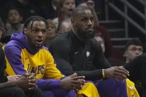 夸梅：布朗尼最多只能打夏联 湖人应该训练真正能用得着的球员