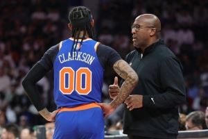 三分6中0！克拉克森11投4中拿到10分3篮板3助攻