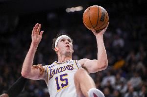 里夫斯:你不想在第12场就发挥最佳水平 要把巅峰状态留到赛季末